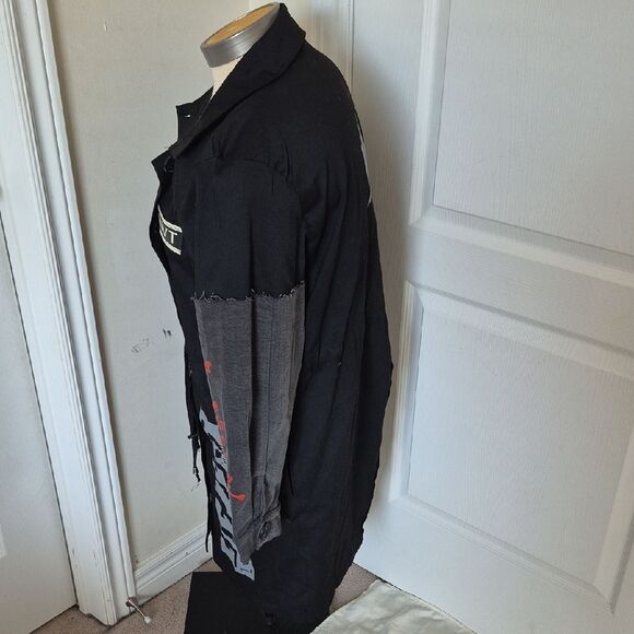 Black and Gray Jean Jacket with Star Accents - Picture 4 of 16